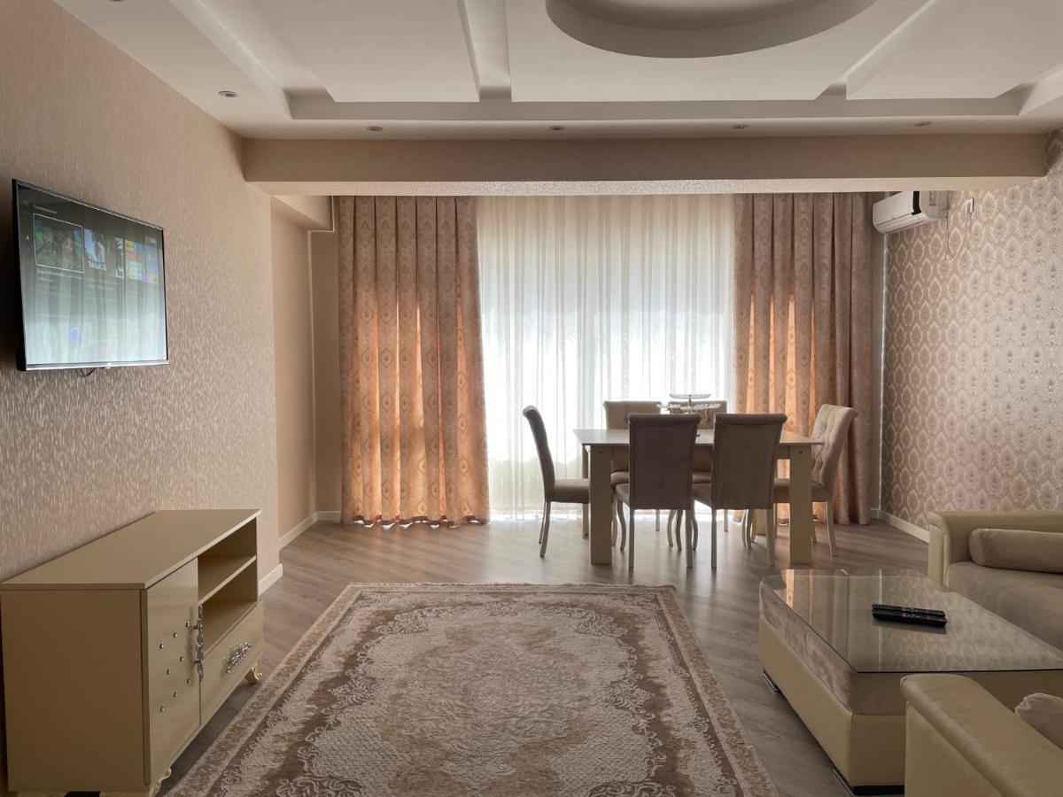 באקו Lux Apartment מראה חיצוני תמונה