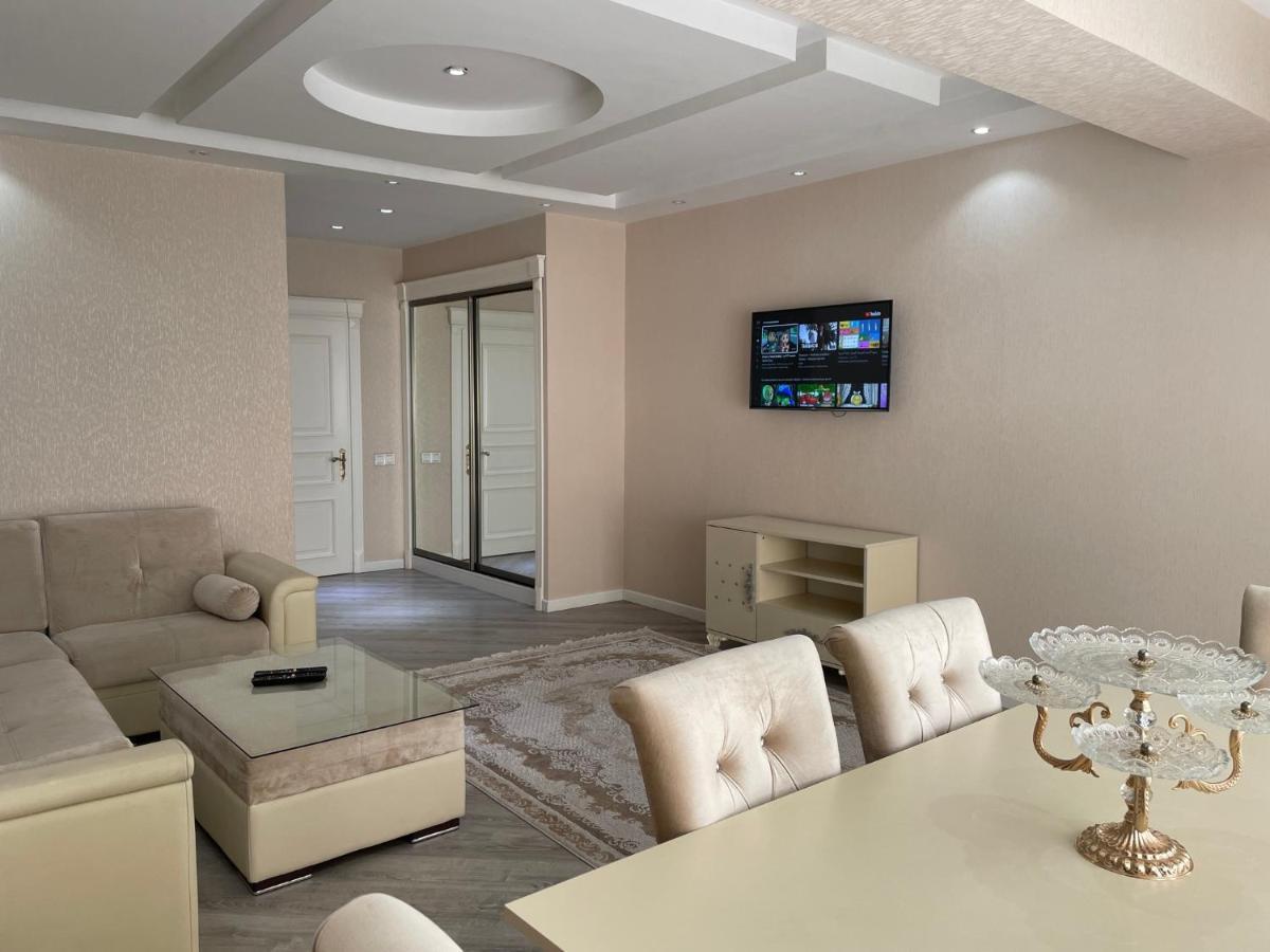 באקו Lux Apartment מראה חיצוני תמונה